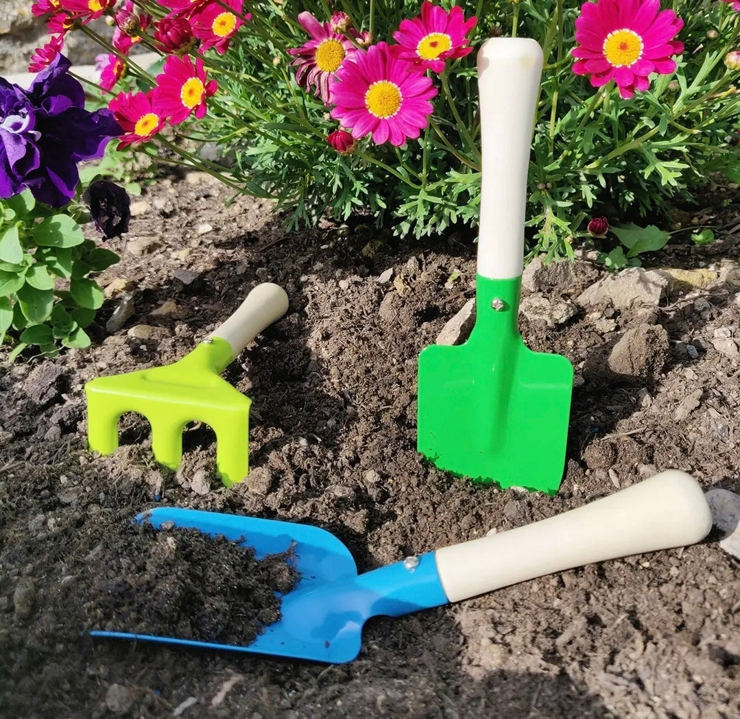 The Very Hungry Caterpillar Children's Garden Tool Set